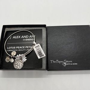 Alex and Ani Lotus Peace Petals silver Tone Charm Bangle New W/Tag Card & Box
